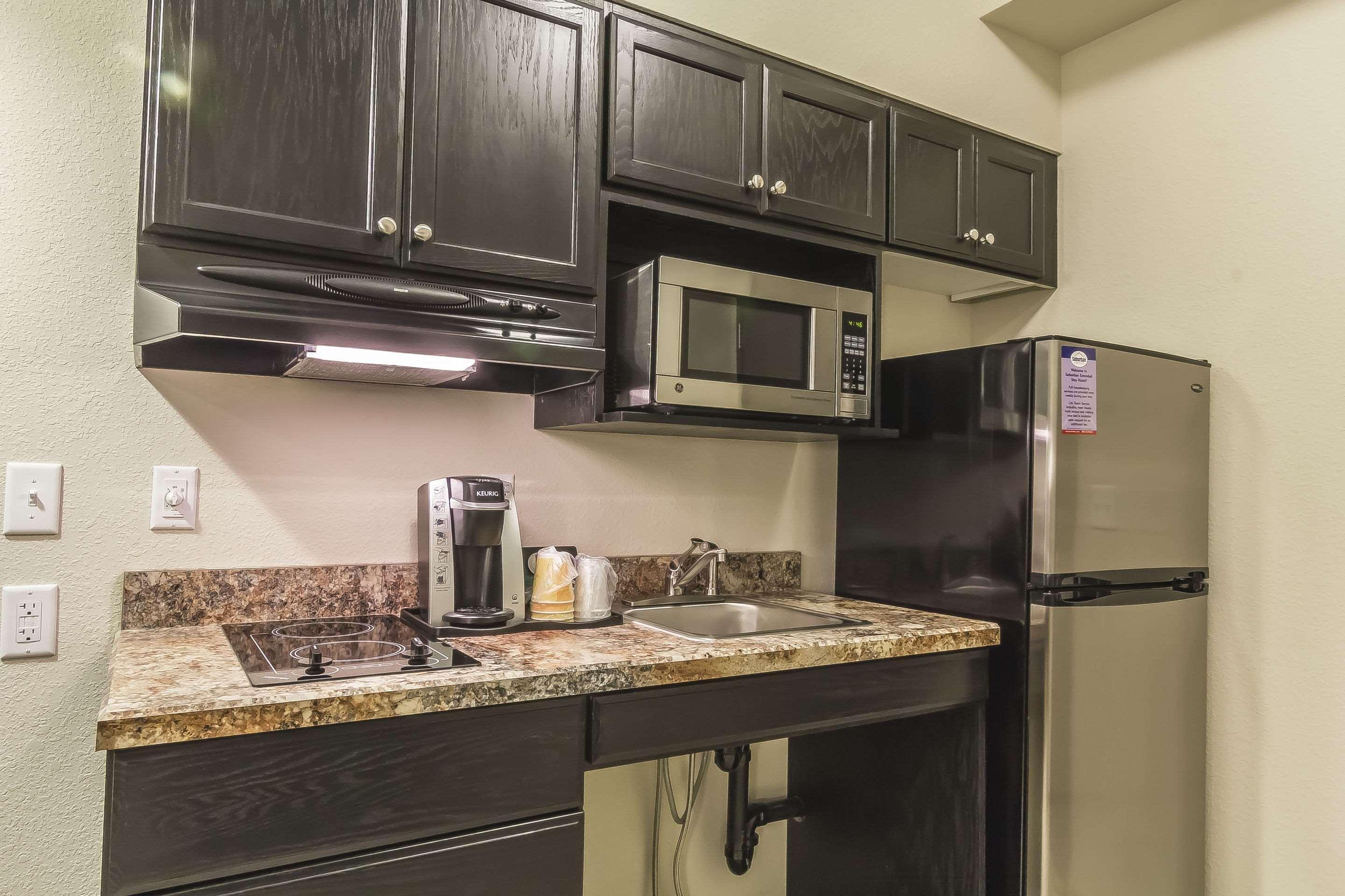 Quality Inn & Suites Moose Jaw Esterno foto